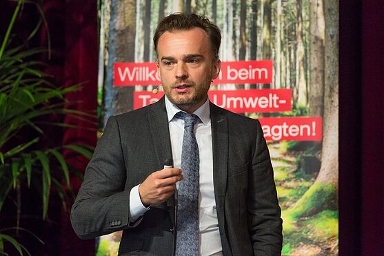 David Suchanek, nhp Niederhuber und Partner, mit einem Update aus dem Umwelt- und Abfallrecht<br />
