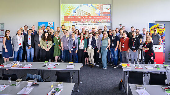 Das war der TÜV AUSTRIA Tag der Gebäude und Energie.<br /> Gruppenfoto