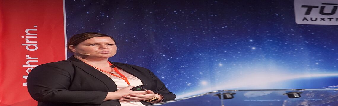 In der ZETA GmbH werden mit neuer Audit- und Bewertungssystematik gezielt Verbesserungen realisiert. Daniela Stadler referiert darüber, wie Audits als Dienstleistung mit Beratungscharakter gesehen werden können.