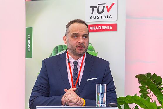 Dr. Harald Proidl, E-Control, referierte über Energieeffizienz, ein Schwerpunktthema der diesjährigen Fachtagung.<br />