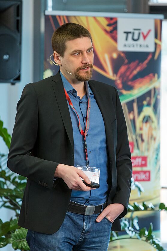 Dr. Christian Potzernheim-Zenkel verriet zum Thema Additive Manufacturing die Toolbox der voestalpine <br />