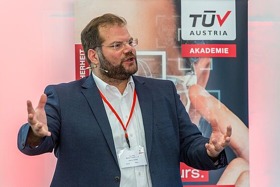 Ing. Mag. Boris Treml, Digimox GmbH, wusste alles über Datenschutzmanagementsysteme nach ISO 27701.<br />