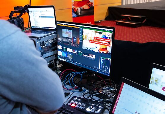 Der Expertentag fand vor Ort in Vösendorf statt und online - so konnten auch weit entfernte Teilnehmer/innen die Vorträge genießen!<br />