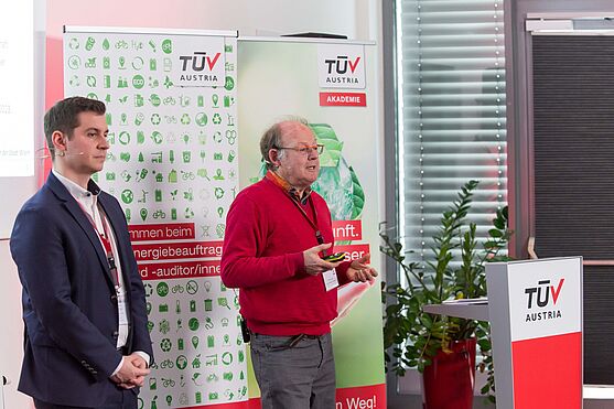 Marco Selenic von der Firma CMS Reich-Rohrwig Hainz widmete seinen Vortrag gemeinsam mit Herrn Dr. Horst Lunzer dem Thema Energiegemeinschaften.<br />
