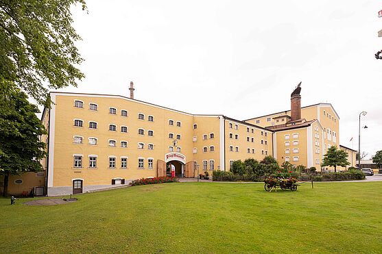 Der Ort des Geschehens: Die Stiegl Brauwelt in Salzburg.<br /> Außenansicht Stiegl Brauwelt in Salzburg.