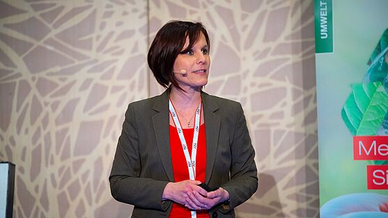 Evelyn Rath, Bakk.phil hielt den letzten Vortrag vor der Mittagspause: "Ressourcenschonung als Basis für effizientes Facility Management".<br />