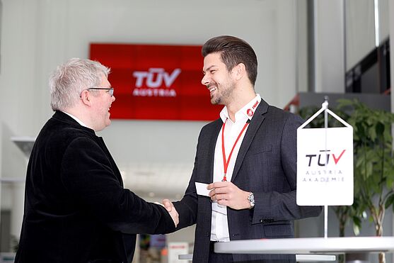 Der Kälte Klima Fachtag und der Tag der Energiebeauftragten & -auditor/innen verbündeten sich im März zum gemeinsamen Themenschwerpunkt 'Energie-Effizienz im Fokus'.<br />