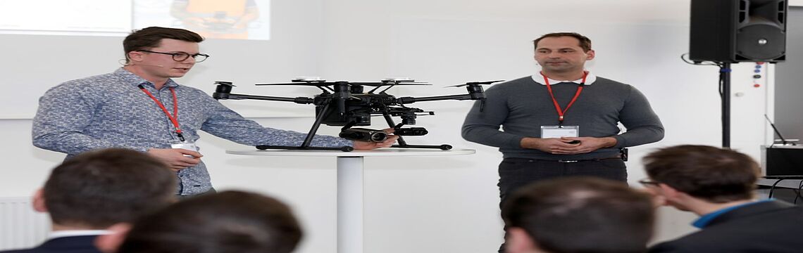 Alexander Klösch & Simon Kreuzer - Arcexpert GmbH, "Drohneninspektion - The new way of inspection"