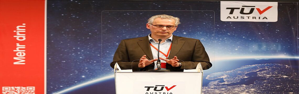 Überprüfung von bautechnischen Brandschutzeinrichtungen: Dipl.-Ing. Dieter WERNER MSc | Magistrat der Stadt Wien – MA 39