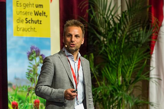 Urban Heat Islands & Regenwassermanagement: Ein Vortrag von Christian Härtel, Stadt Wien-Umweltschutz <br />