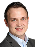 Freundlich lächelnder Herr